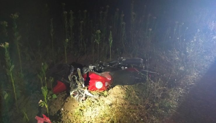 Motosikletiyle şarampole uçan genç, hayatını kaybetti.