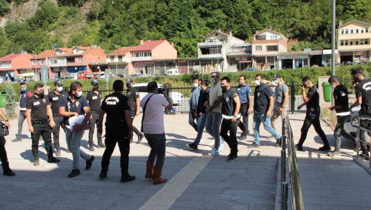 Ölçer Apartmanı’nın müteahhidi tutuklanarak cezaevine gönderildi