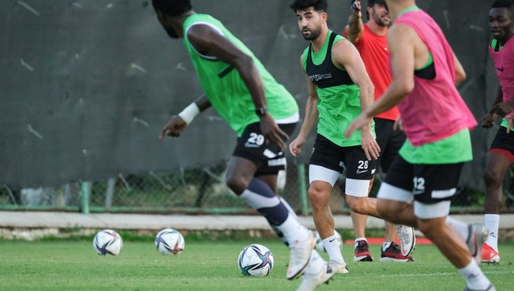 Ömer Erdoğan: “Golcü transferi gündemimizde”