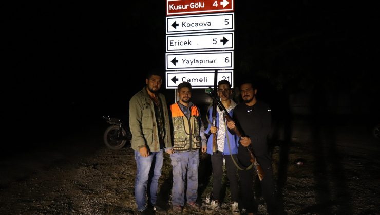 Köylüler nöbet tutmaya devam ediyor