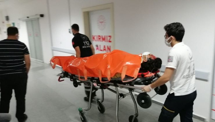 Otomobil ile duvara çarpan alkollü sürücü yaralandı