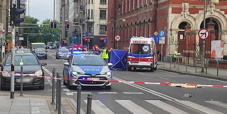 Polonya’da otobüs şoförü kavga eden gençleri ezdi: 1 ölü