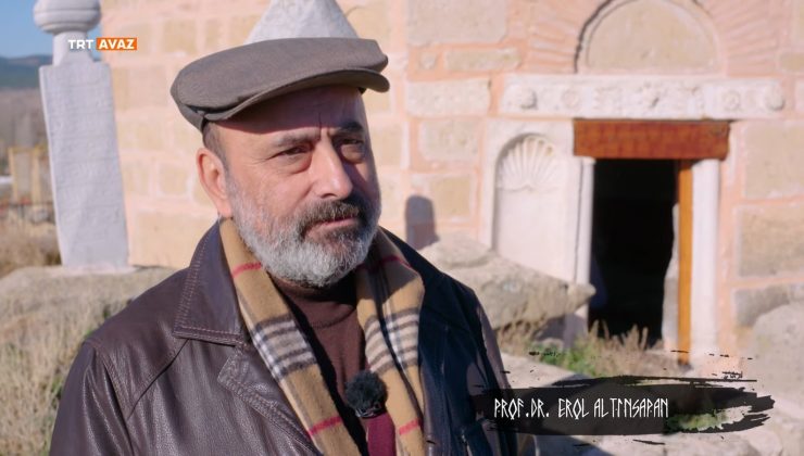 Prof. Dr. Altınsapan Seyitgazi’de köye ismini veren kümbeti anlattı