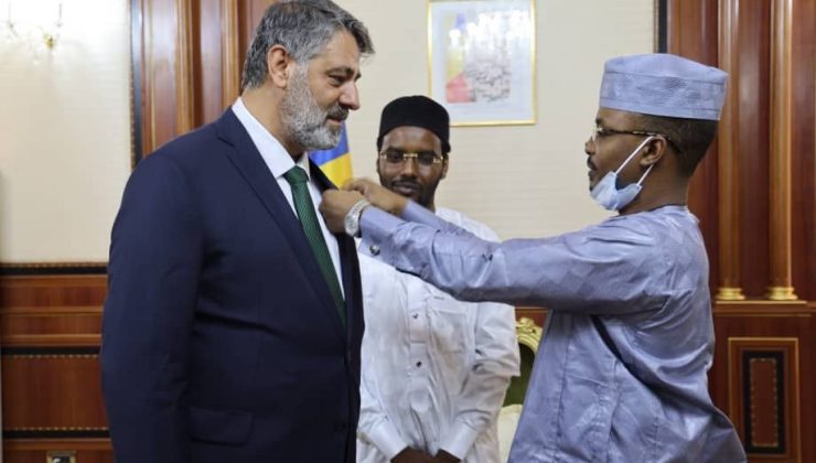 Prof. Dr. Polat’a Çad’da devlet nişanı verildi