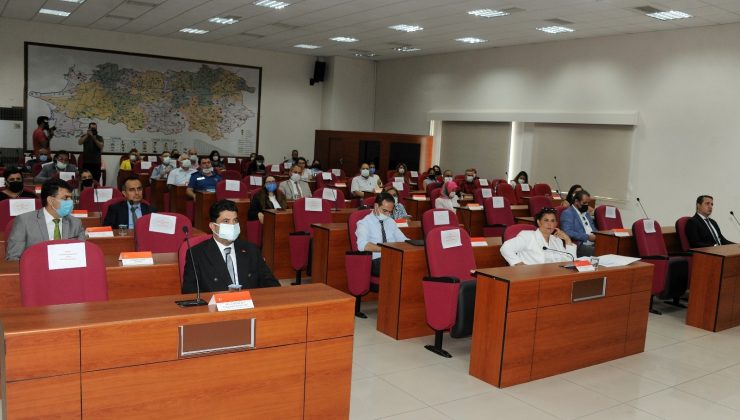 Rektör Aldemir, kadına karşı şiddet toplantısına katıldı