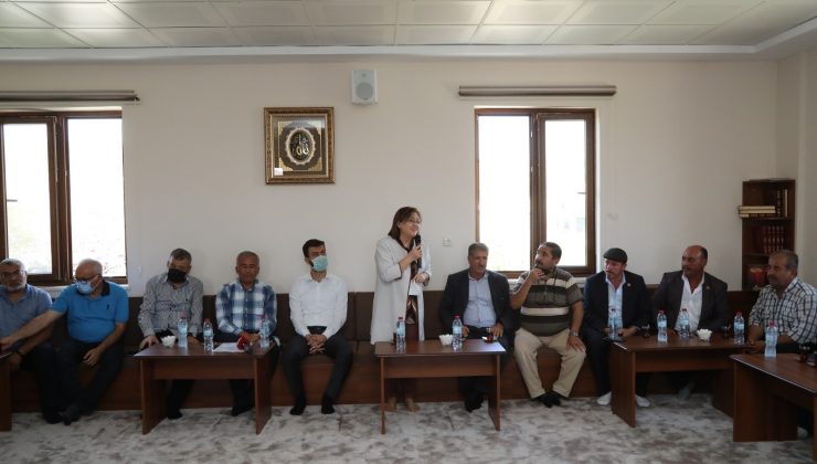 Şahin, kırsal mahallelerde yenilenen yol çalışmalarını inceledi