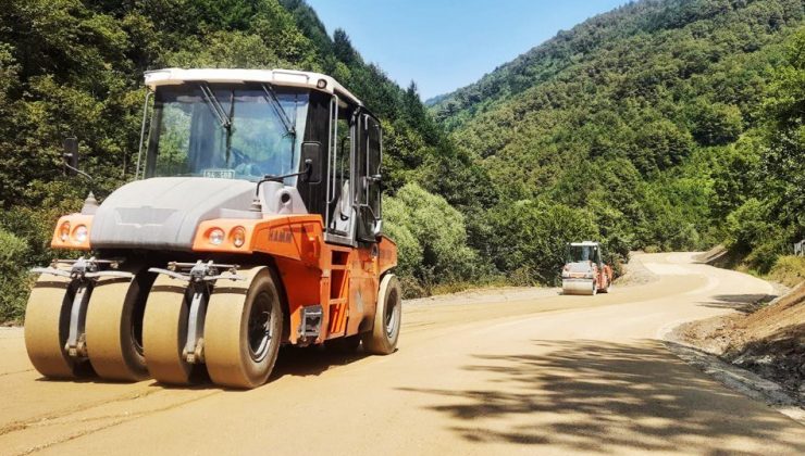 Sakarya-Kocaeli sınırındaki grup yolu baştan sona yenileniyor