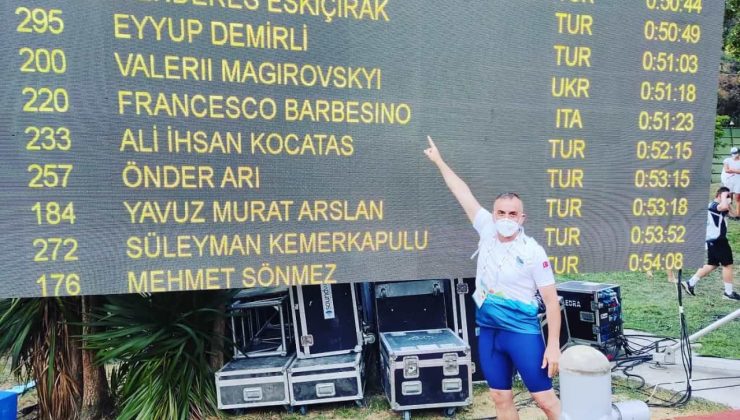 Samsunlu kimya öğretmeni 11. kez kıtalararası yüzücü unvanını aldı