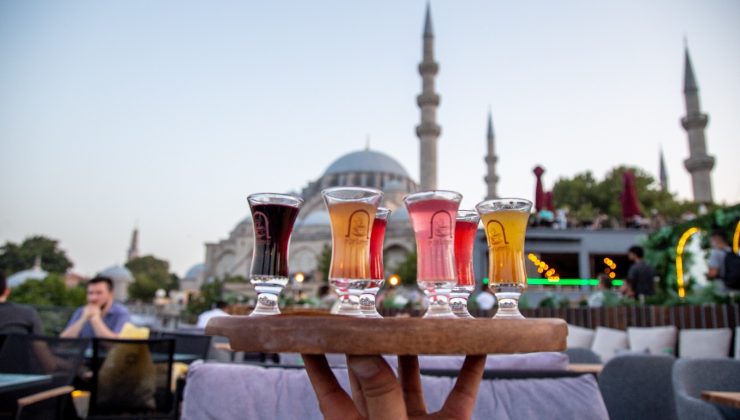 Saray manzarasında saray lezzetlerine rağbet