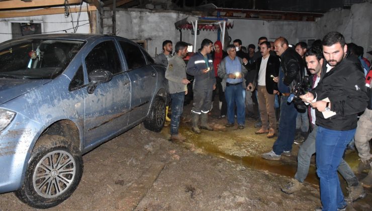 Sarıkamış’ta sel felaketi: 40 ev ile 6 araç hasar gördü