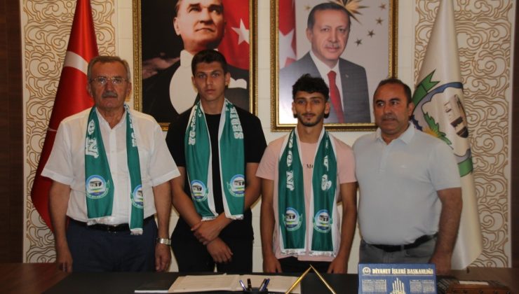 Serik Belediyespor alt yapıdan 2 oyuncu ile sözleşme imzaladı