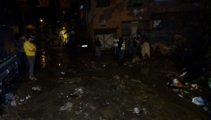 Şiddetli yağış etkili oldu, heyelan meydana geldi