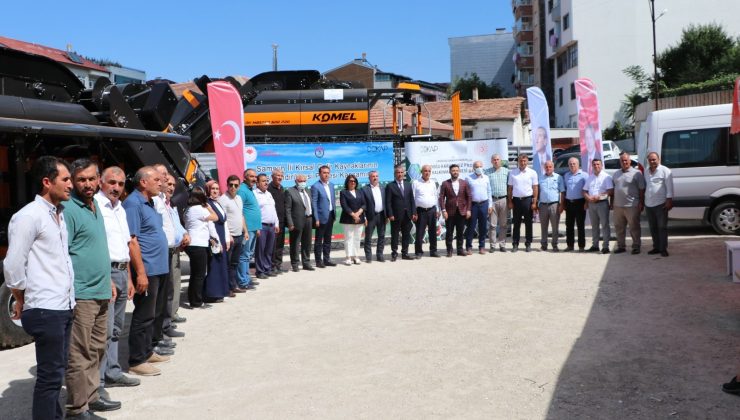 Silaj streçleme makineleri teslim töreni