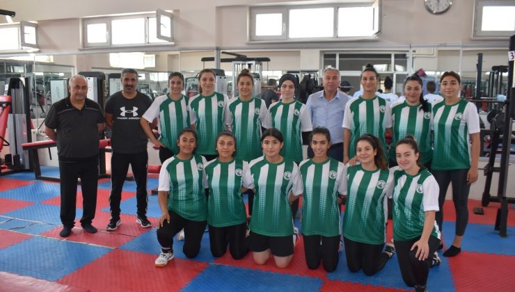 Sivas Belediyespor Hentbol Takımı idmanlara başladı