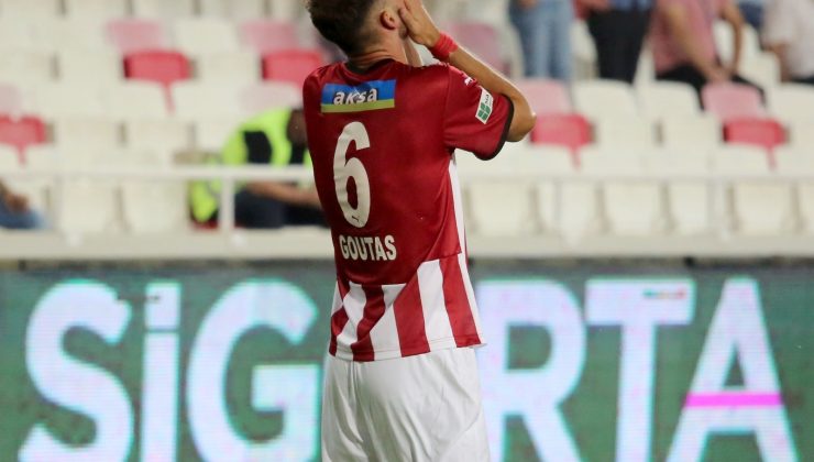 Sivasspor’da Dimitris Goutas golü attı, ağladı!