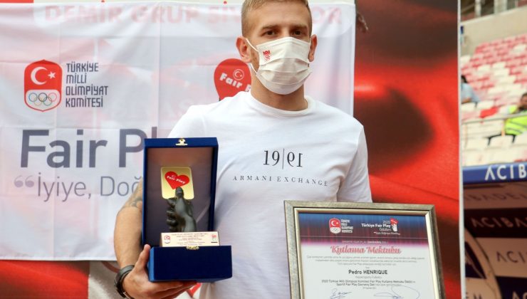 Sivassporlu Pedro Henrique’ye Fair Play ödülü