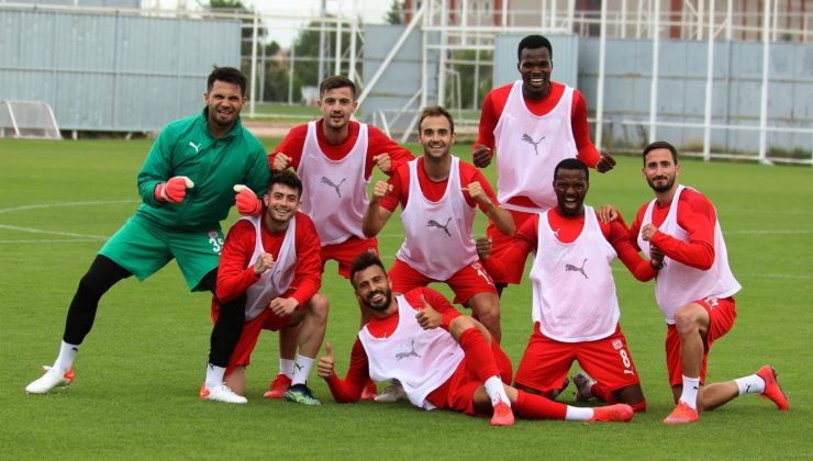 Sivasspor’un Kopenhag ile oynayacağı maçların saati belli oldu