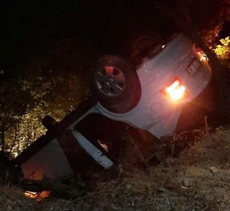 Söğüt’te otomobil takla attı