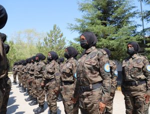 Somalili kadın polislere Türkiye’de özel harekat eğitimi