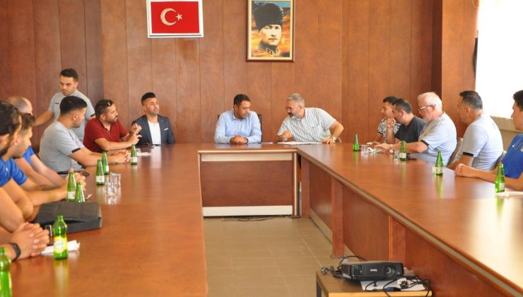 Sorgun Belediyespor’da toplu imza töreni