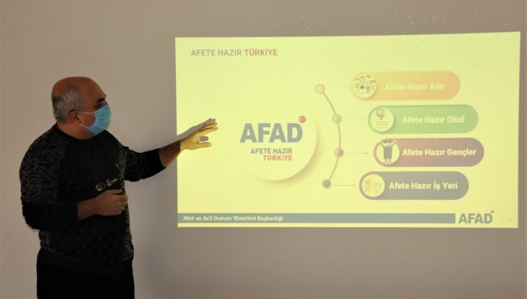 Sultanbeyli’de 2021 Afet Eğitim Yılı kapsamında 16 bin kişiye afet eğitimi verildi