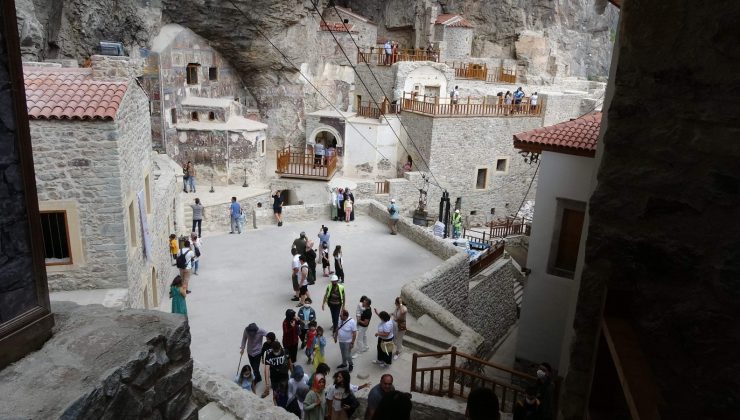 Sümela’ya 1,5 ayda 80 bin ziyaretçi