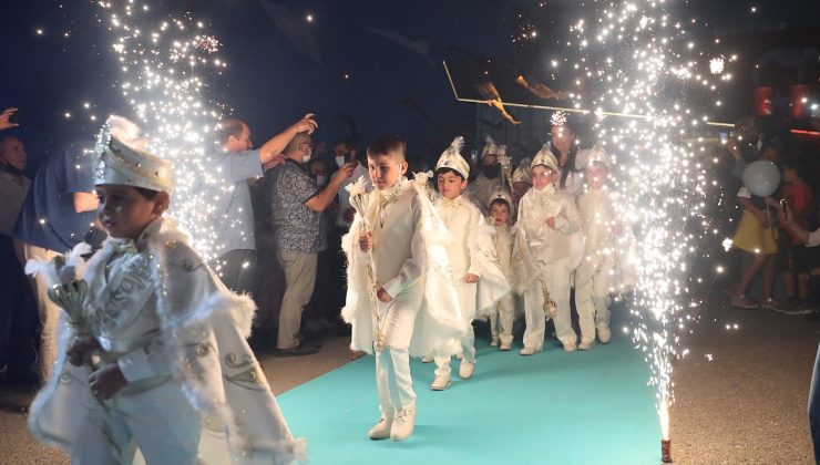 Sünnet olan 320 çocuktan renkli eğlence