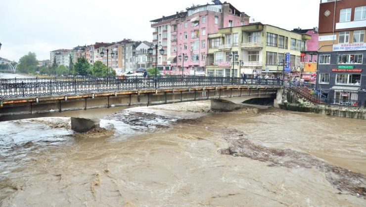 Taşkın riski oluşturan Terme Çayı güzergahı imar planına işleniyor