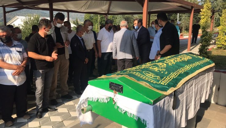 Tekirdağ Valisi Aziz Yıldırım’ın annesi son yolculuğuna uğurlandı