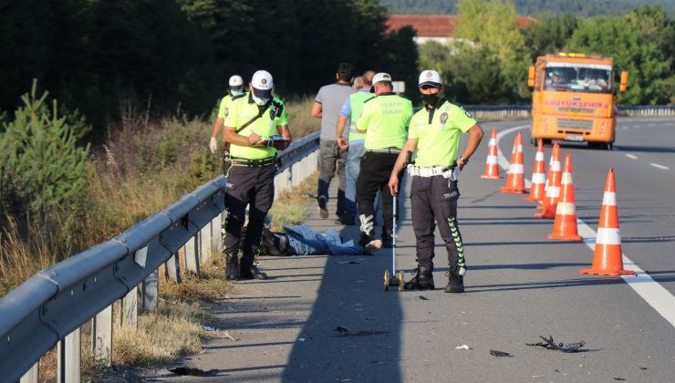 TEM’de bariyerlere çarpan motosiklet sürücüsü hayatını kaybetti