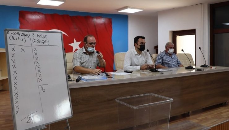 Tercan’da ilçe muhtarlar toplantısı ve muhtar eğitim semineri yapıldı