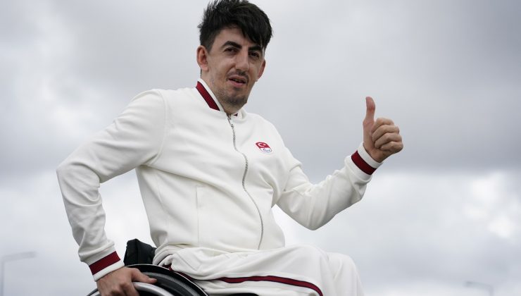 Tokyo’da ilk altın madalya Abdullah Öztürk’ten