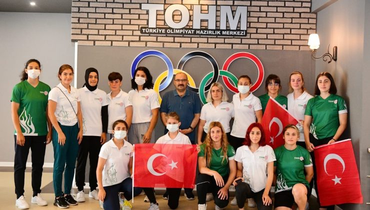 Trabzon’da Busenaz Sürmeneli heyecanı