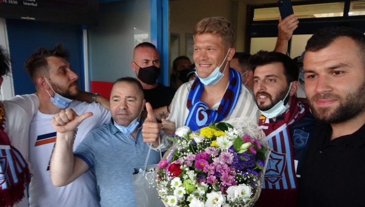 Trabzonspor’un yeni transferi Cornelius’a coşkulu karşılama