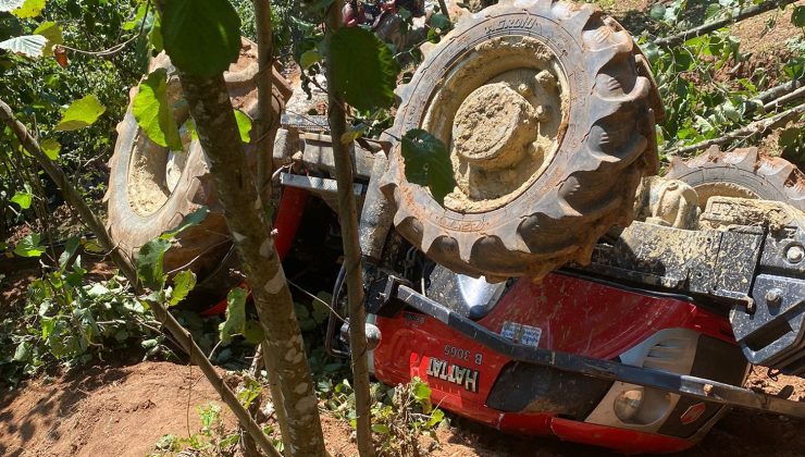 Traktörün altında kalan sürücü yaşam mücadelesini kaybetti