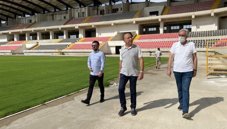 Turgutluspor’un yapımı devam eden stadını incelediler