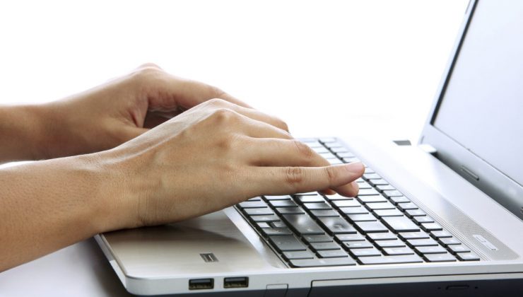 Türkiye’de günün üçte 1’i internet kullanılarak geçiriliyor