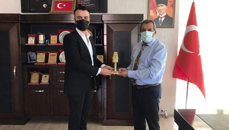 Türkiye’de yılın Paramediki Mehmet Özmen seçildi
