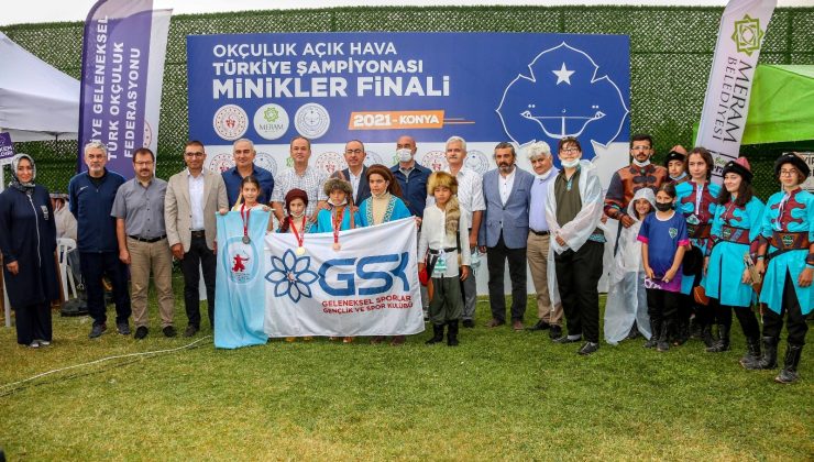 Türkiye’nin dört bir yanından okçular Meram’da ter döktü