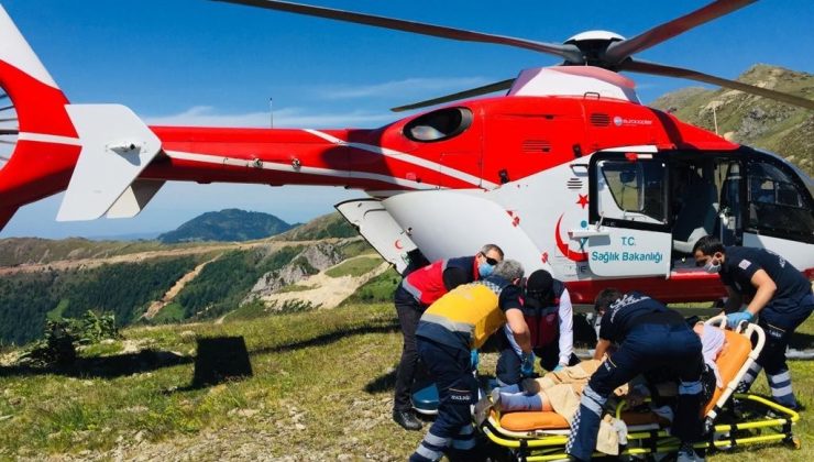 Türkiye’nin en zor coğrafyasında uçuş yaparak hastaların imdadını yetişiyorlar