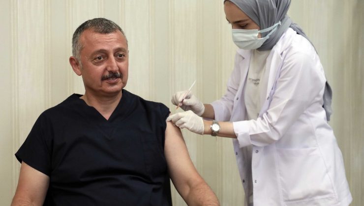 Üçüncü doz aşısını başkan, Kocaelileri aşı olmaya davet etti