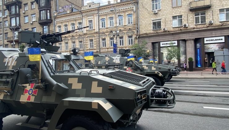 Ukrayna’da Bağımsızlık Günü öncesi Bayraktar TB2 sergilendi