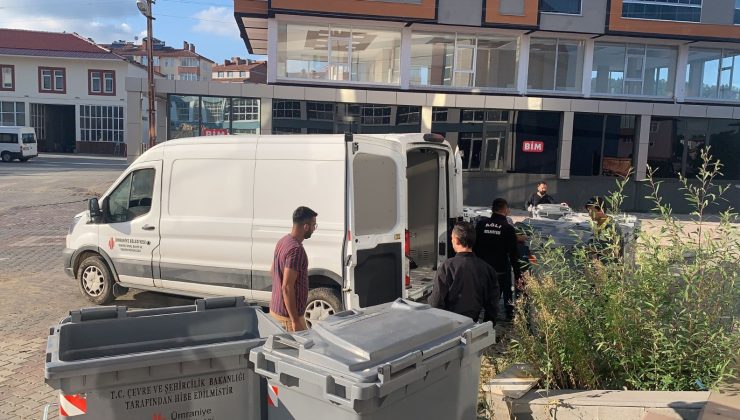 Ümraniye’den Kastamonu’ya yardım araçları yola çıktı