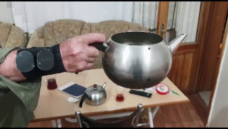 Ürettikleri titreme engelleyici bileklik ile Parkinson hastalarına umut olacaklar