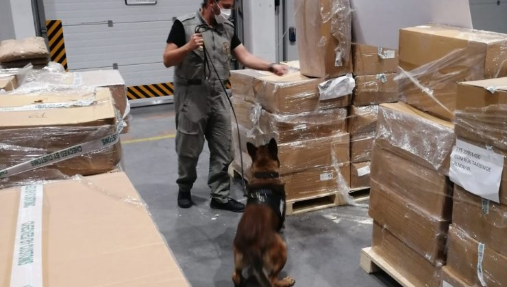 Uyuşturucu madde yapımında kullanılan 4 tonu aşkın madde ele geçirdi