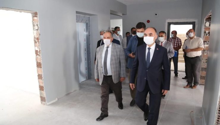 Vali Günaydın: “ilkokul yeni eğitim öğretim yılına yetişecek”