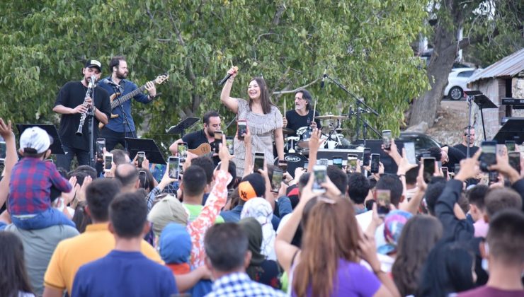 Yaylada halk pazarına konserli açılış