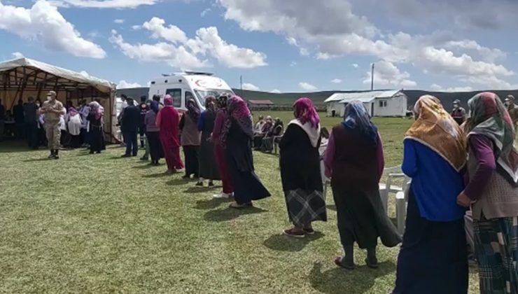 Yaylada metrelerce uzunlukta aşı kuyruğu