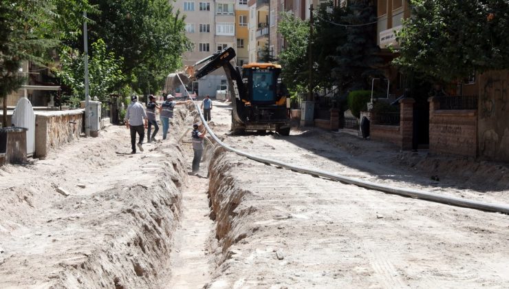 Yeni Mahallede içme suyu hattı yenileniyor