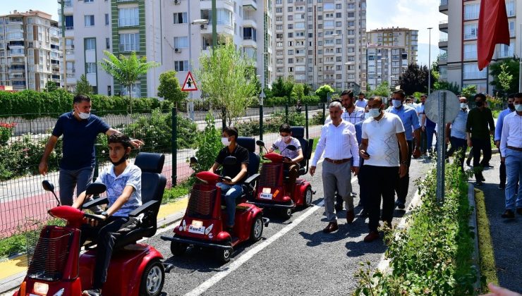 Yeşilyurt’ta trafik eğitim parkı, Kur’an kursu öğrencilerini ağırlıyor